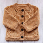 Grey-eyed Cardigan Knitting Kit - Image 4